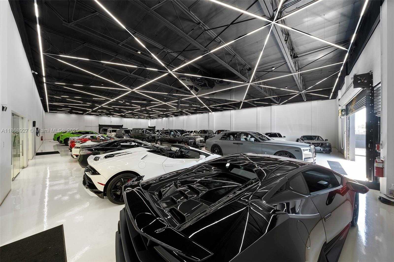 Small Image of 8700 NORTH WEST 7TH AVE, Miami Number 12