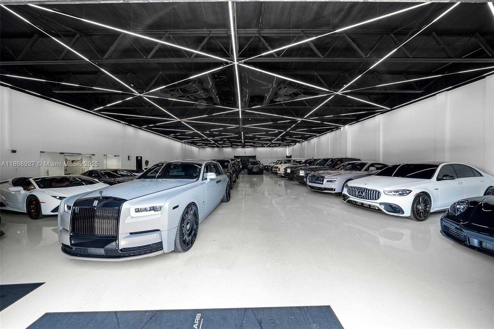 Small Image of 8700 NORTH WEST 7TH AVE, Miami Number 15