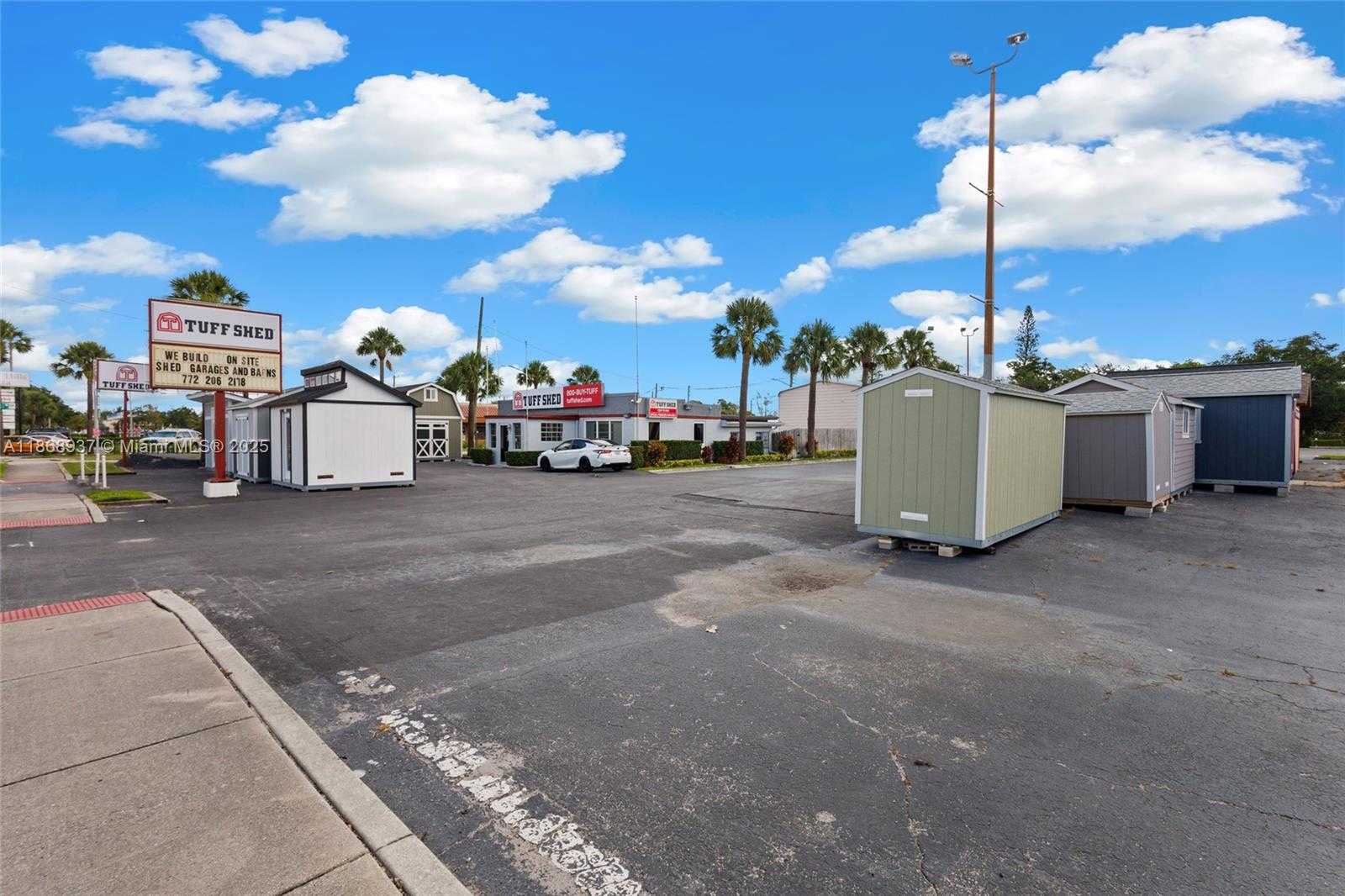 Small Image of 2402 SOUTH US HWY 1, Fort Pierce Number 3