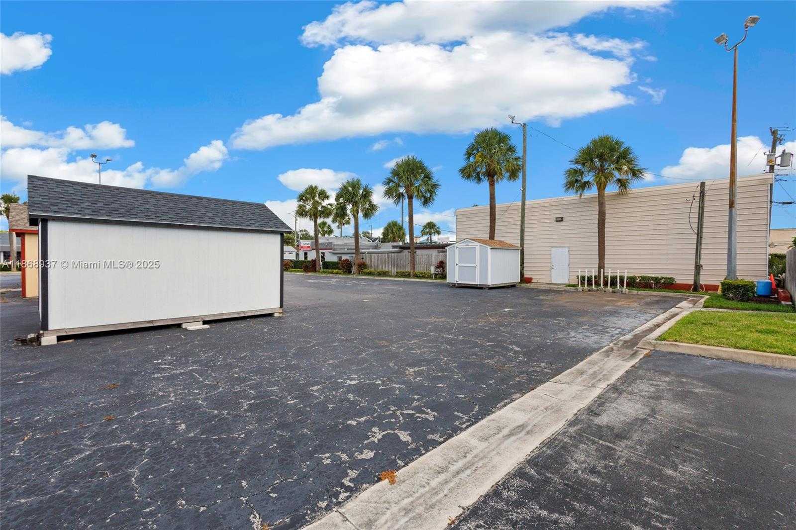 Small Image of 2402 SOUTH US HWY 1, Fort Pierce Number 5