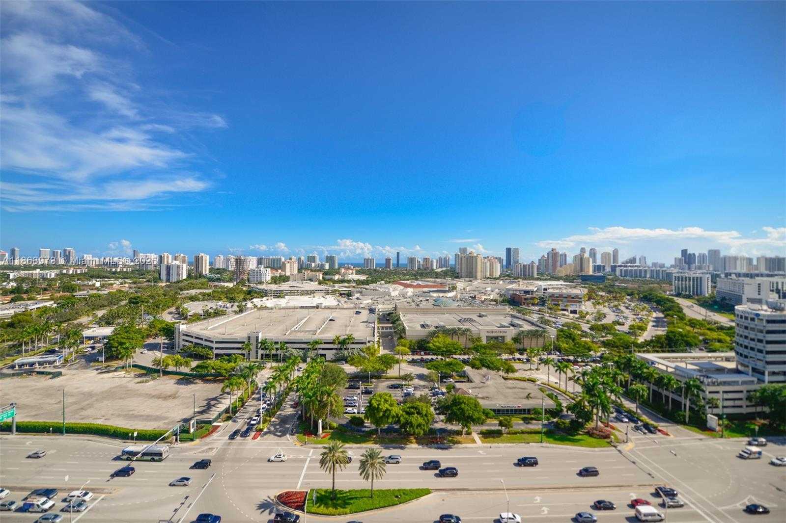 Small Image of 19790w Dixie Hwy, Miami, FL 33180, USA Number 46