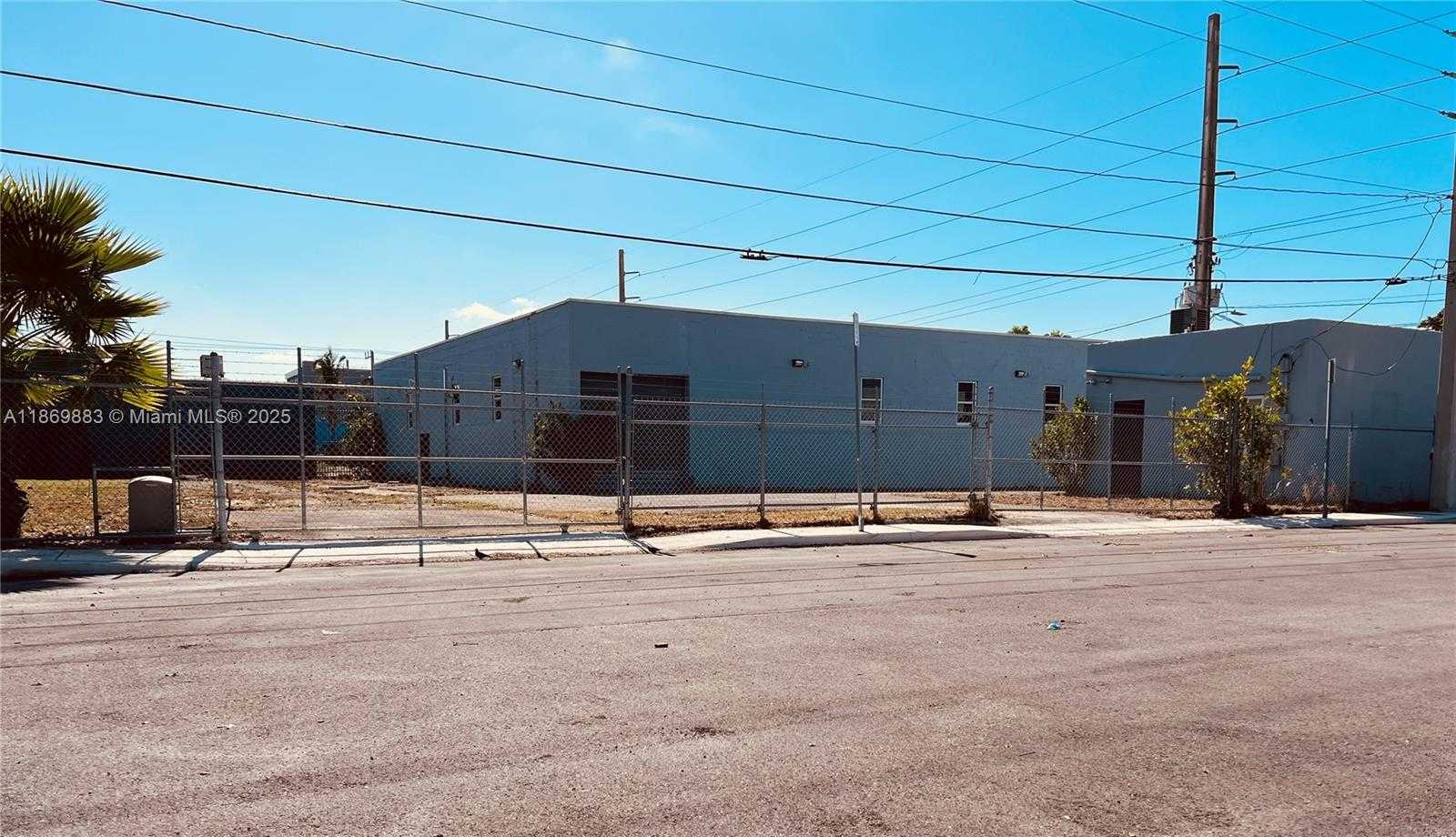 Small Image of 1031 NORTH WEST 21ST ST, Miami Number 3
