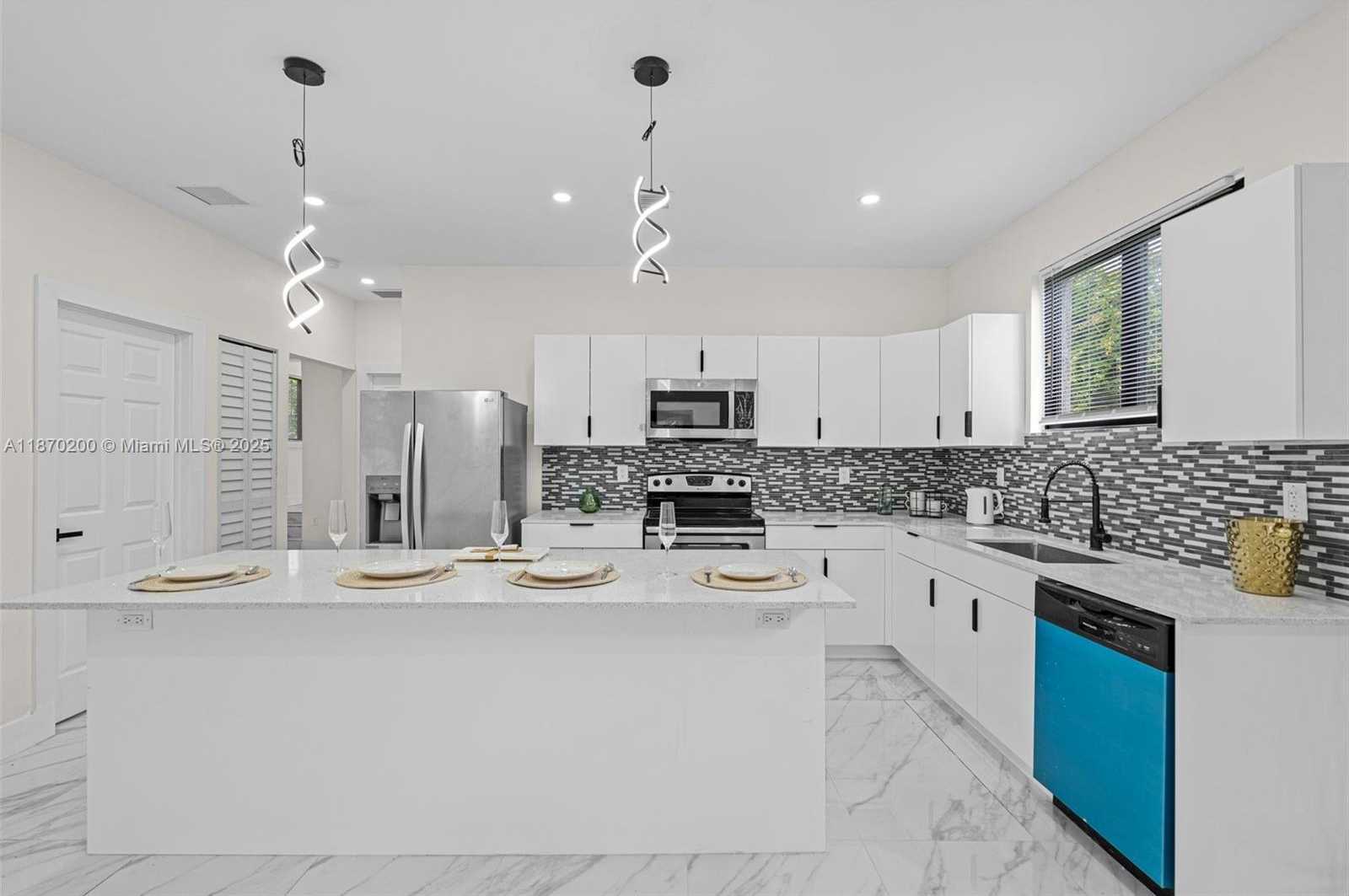 Small Image of 742 NORTH WEST 70TH ST, Miami Number 11