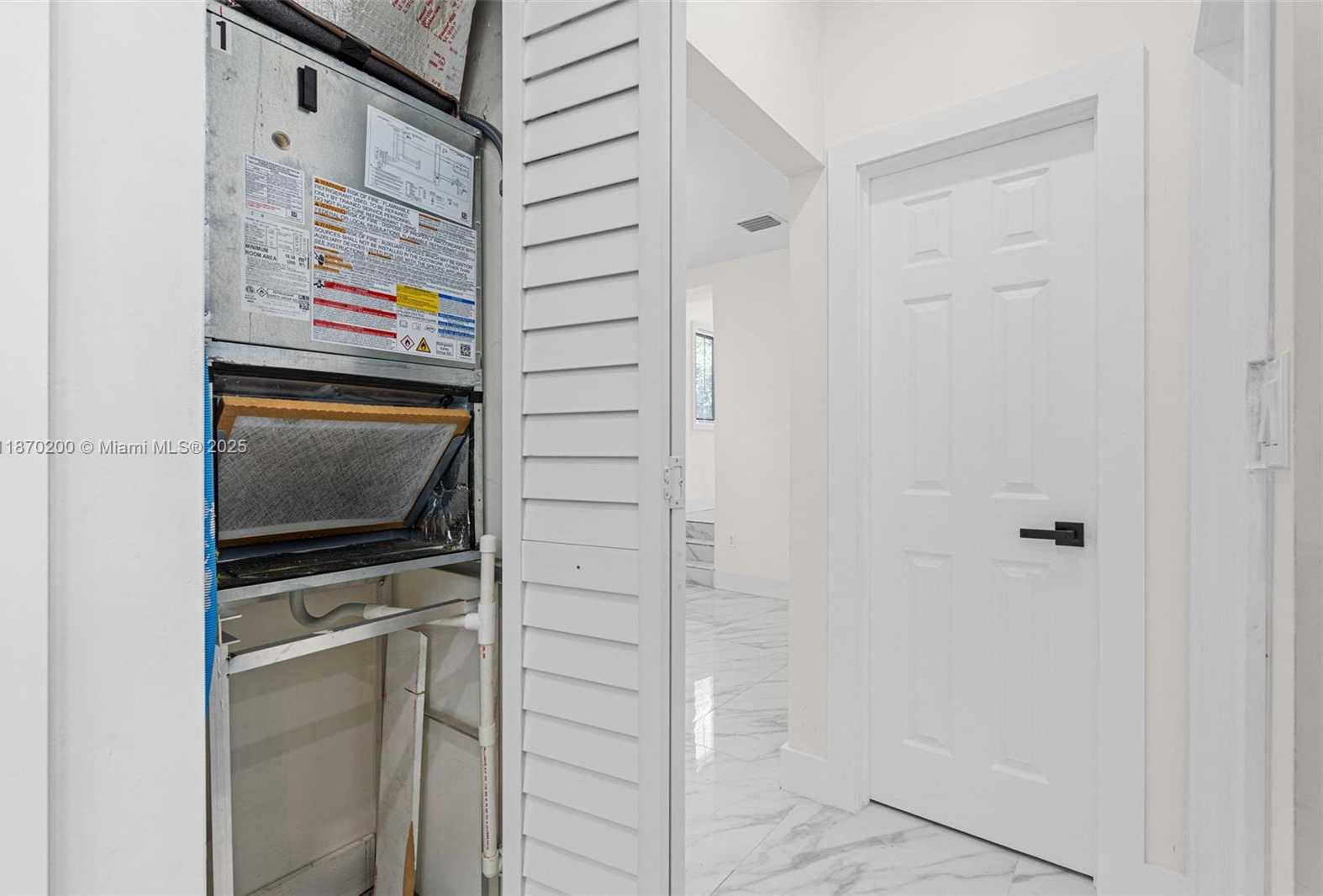 Small Image of 742 NORTH WEST 70TH ST, Miami Number 14