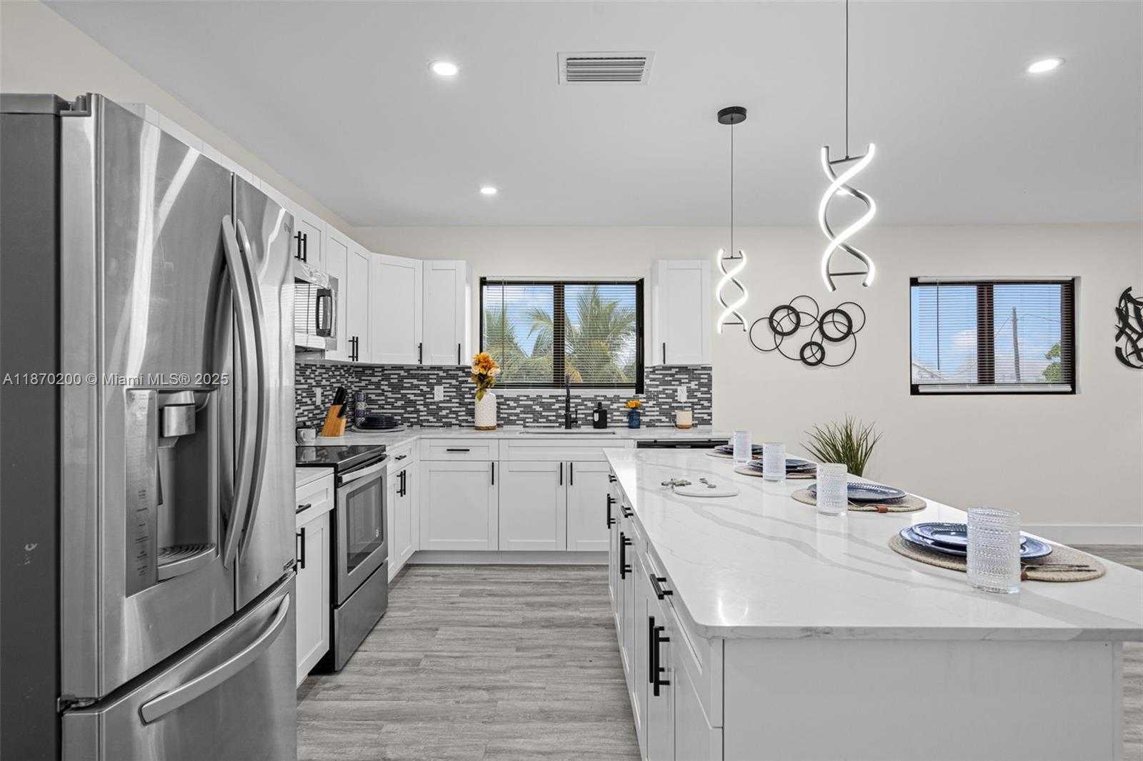 Small Image of 742 NORTH WEST 70TH ST, Miami Number 27
