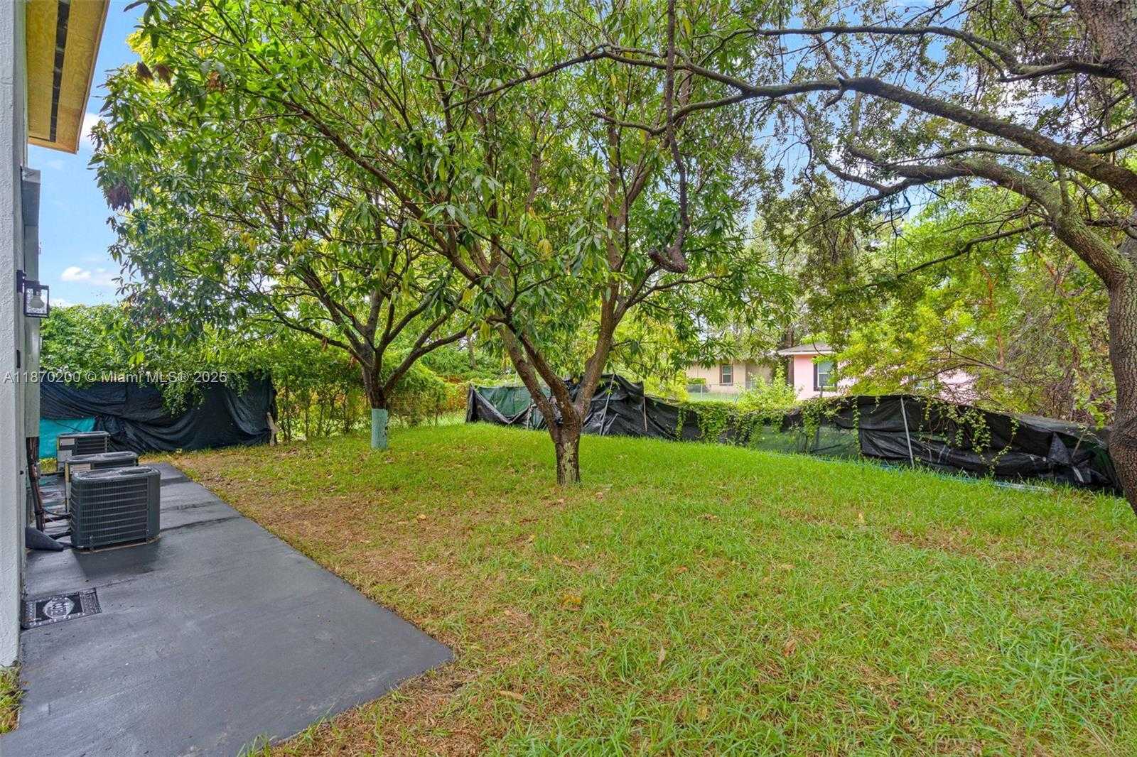 Small Image of 742 NORTH WEST 70TH ST, Miami Number 38