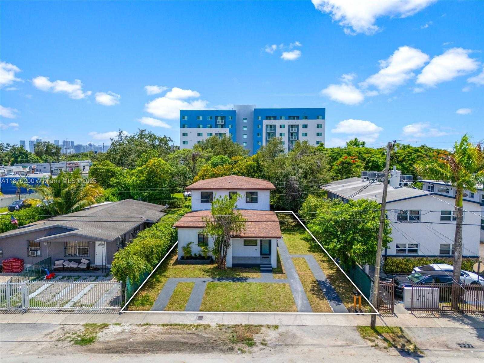 Small Image of 742 NORTH WEST 70TH ST, Miami Number 42