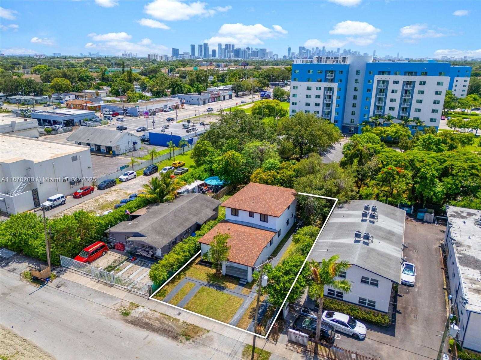 Small Image of 742 NORTH WEST 70TH ST, Miami Number 43