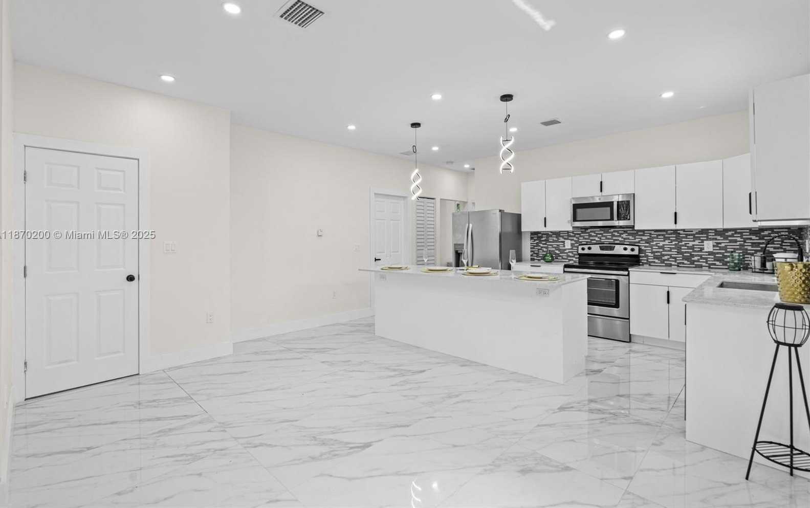 Small Image of 742 NORTH WEST 70TH ST, Miami Number 8