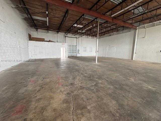 Small Image of 1455 EAST 11TH AVE, Hialeah Number 4