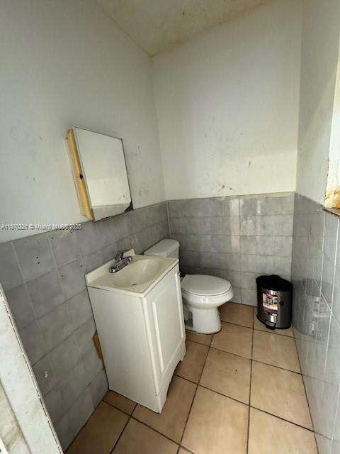 Small Image of 1455 EAST 11TH AVE, Hialeah Number 7