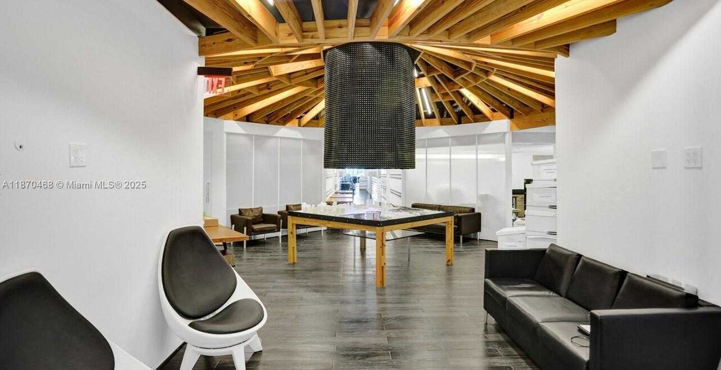 Small Image of 3075 NORTH WEST SOUTH RIVER DR, Miami Number 2