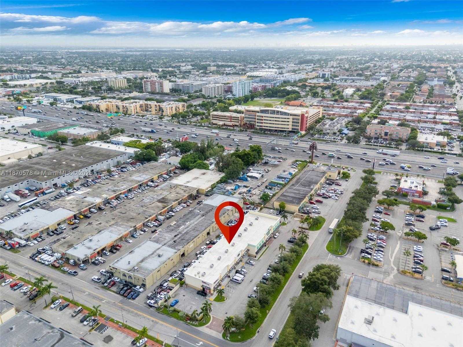 Small Image of 7801 NORTH WEST 95 ST, Hialeah Gardens Number 30