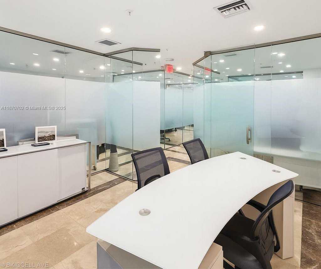 Small Image of 1110 BRICKELL AVE #607A, Miami Number 14