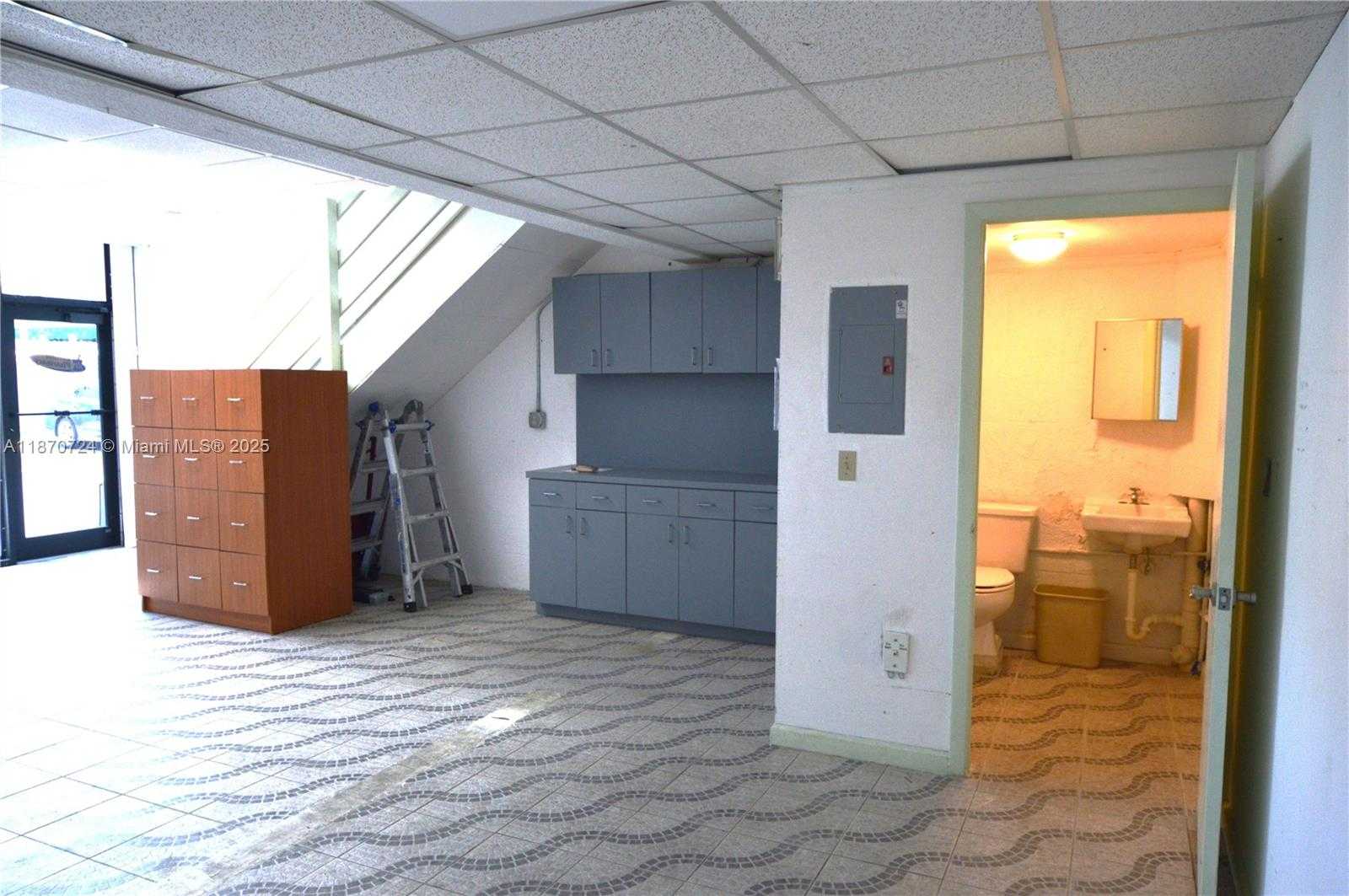 Small Image of 12173 SOUTH WEST 132ND CT #8, Miami Number 4