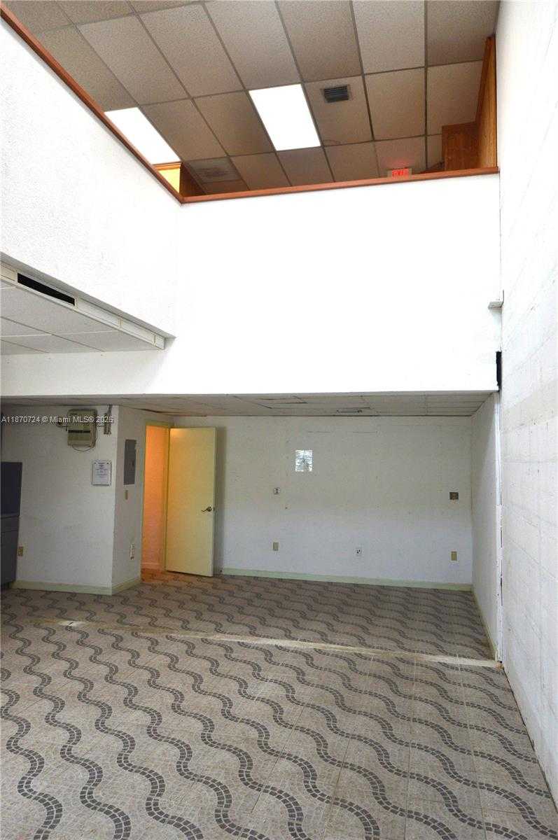 Small Image of 12173 SOUTH WEST 132ND CT #8, Miami Number 9
