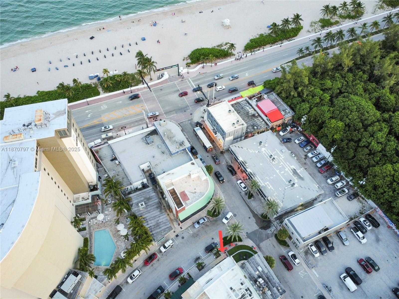 Small Image of 905 SUNRISE LN, Fort Lauderdale Number 31