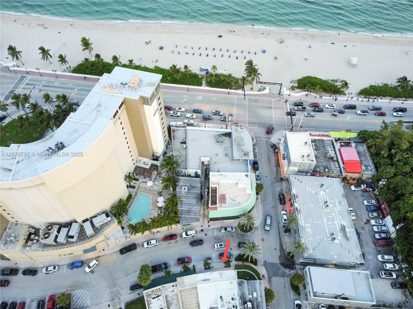 Small Image of 905 SUNRISE LN, Fort Lauderdale Number 33