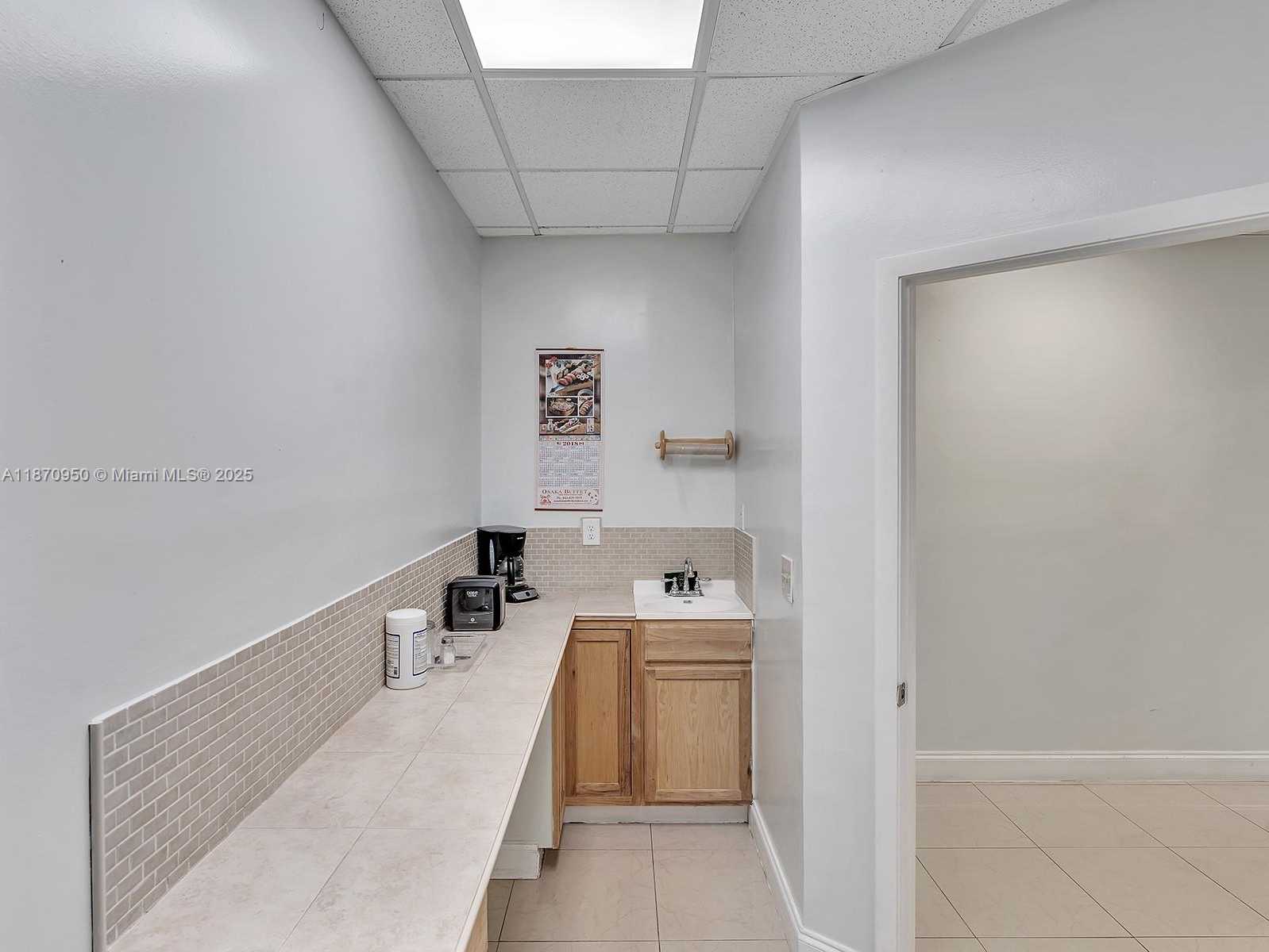 Small Image of 313 NORTH KROME AVE #313-317-319, Homestead Number 27