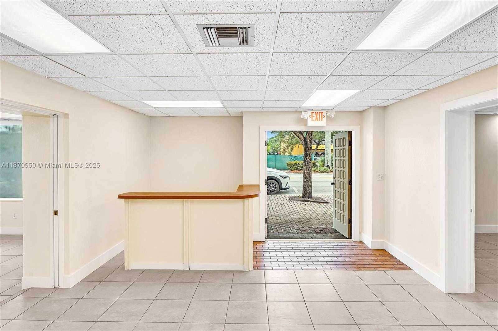 Small Image of 313 NORTH KROME AVE #313-317-319, Homestead Number 32