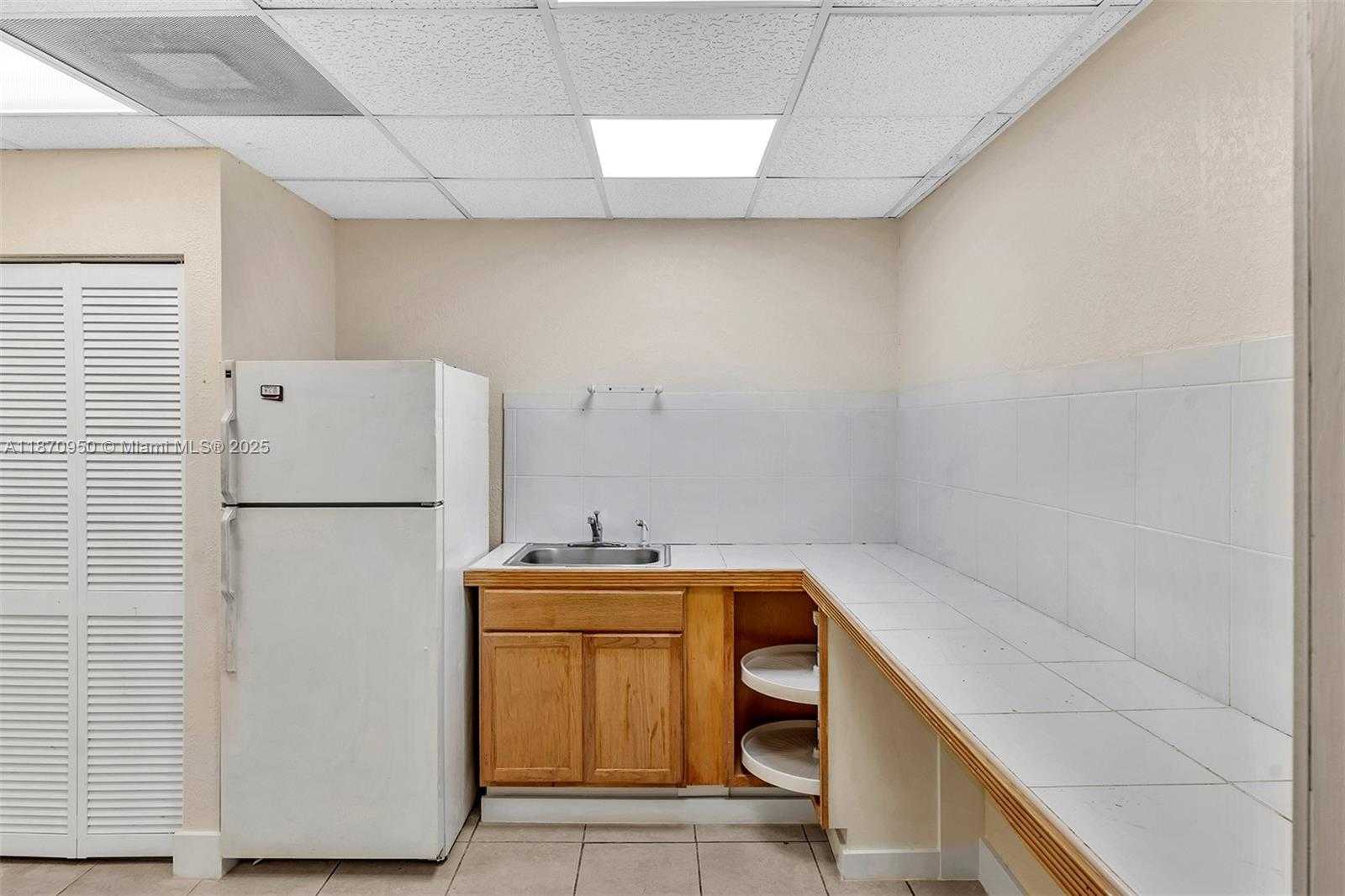 Small Image of 313 NORTH KROME AVE #313-317-319, Homestead Number 38