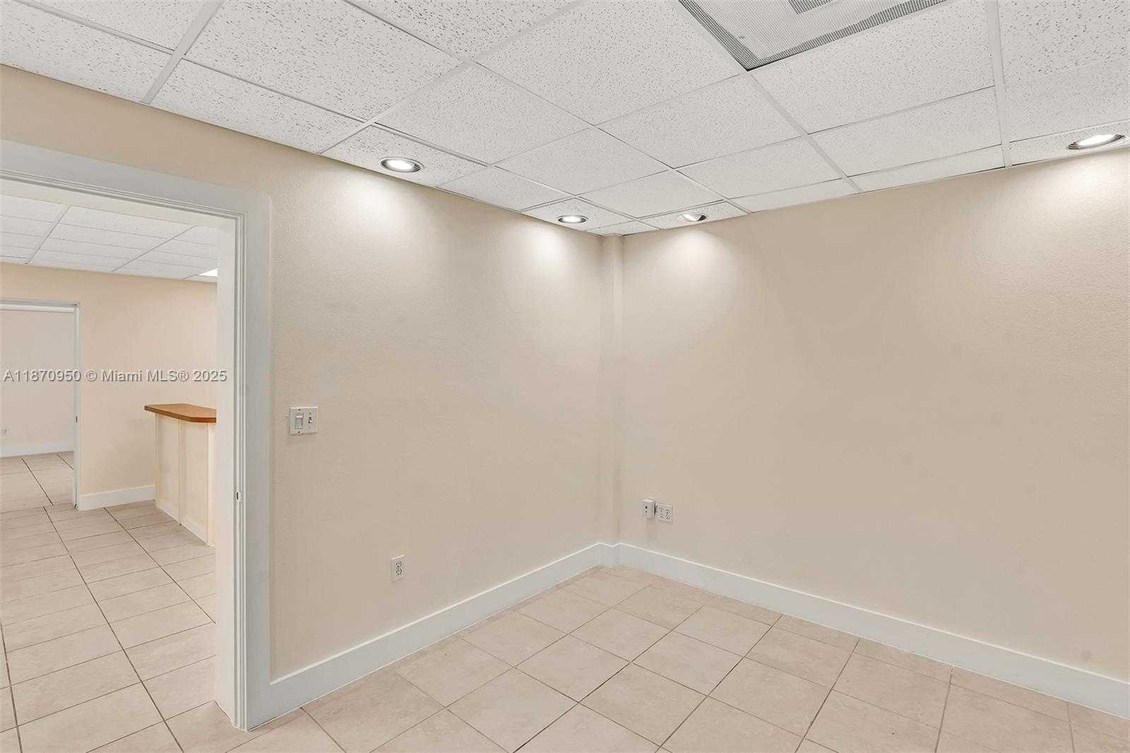 Small Image of 313 NORTH KROME AVE #313-317-319, Homestead Number 40