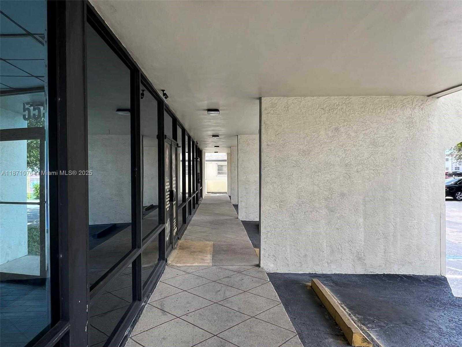 Small Image of 5555 HOLLYWOOD BLVD #301, Hollywood Number 5