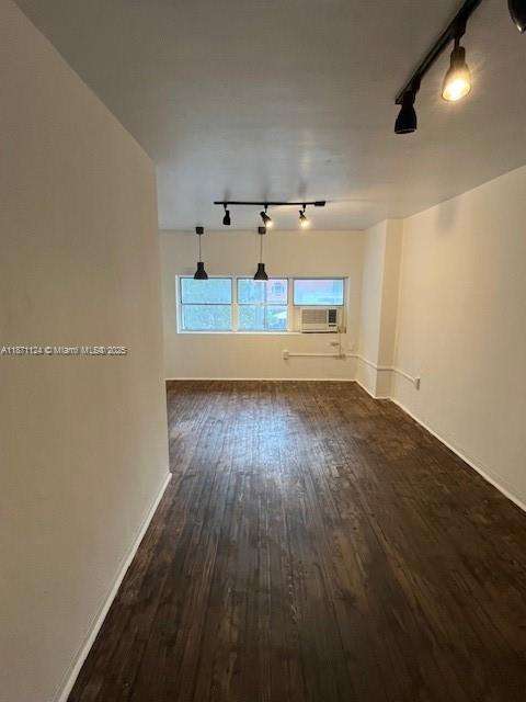 Small Image of 277 Coral Wy, Coral Gables, FL 33134, USA Number 10