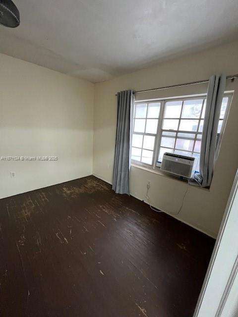 Small Image of 277 Coral Wy, Coral Gables, FL 33134, USA Number 2