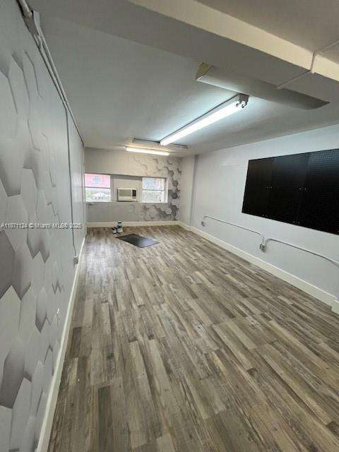 Small Image of 277 Coral Wy, Coral Gables, FL 33134, USA Number 9