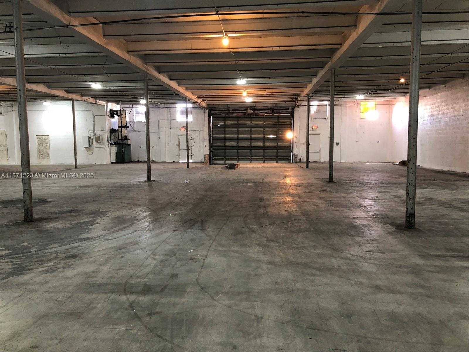 Small Image of 286 NORTH EAST 67TH ST, Miami Number 5
