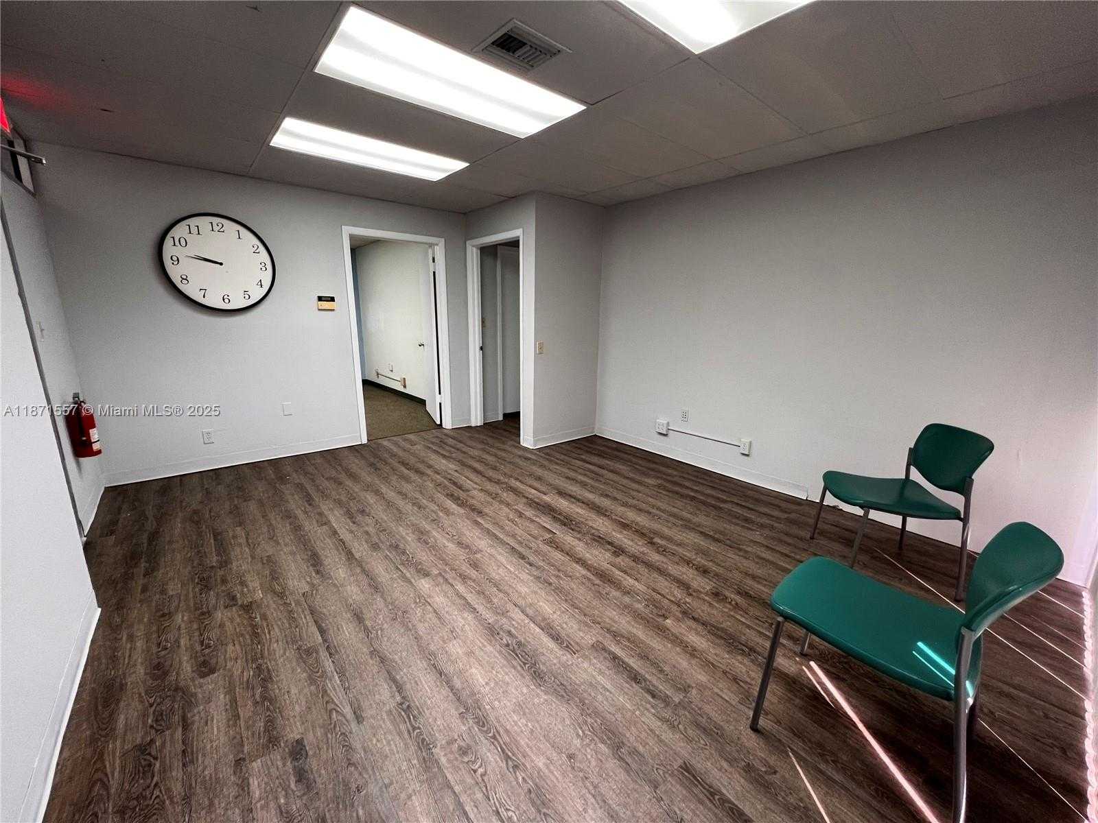 Small Image of 5975 Sunrise Blvd, Sunrise, FL 33313, USA Number 11