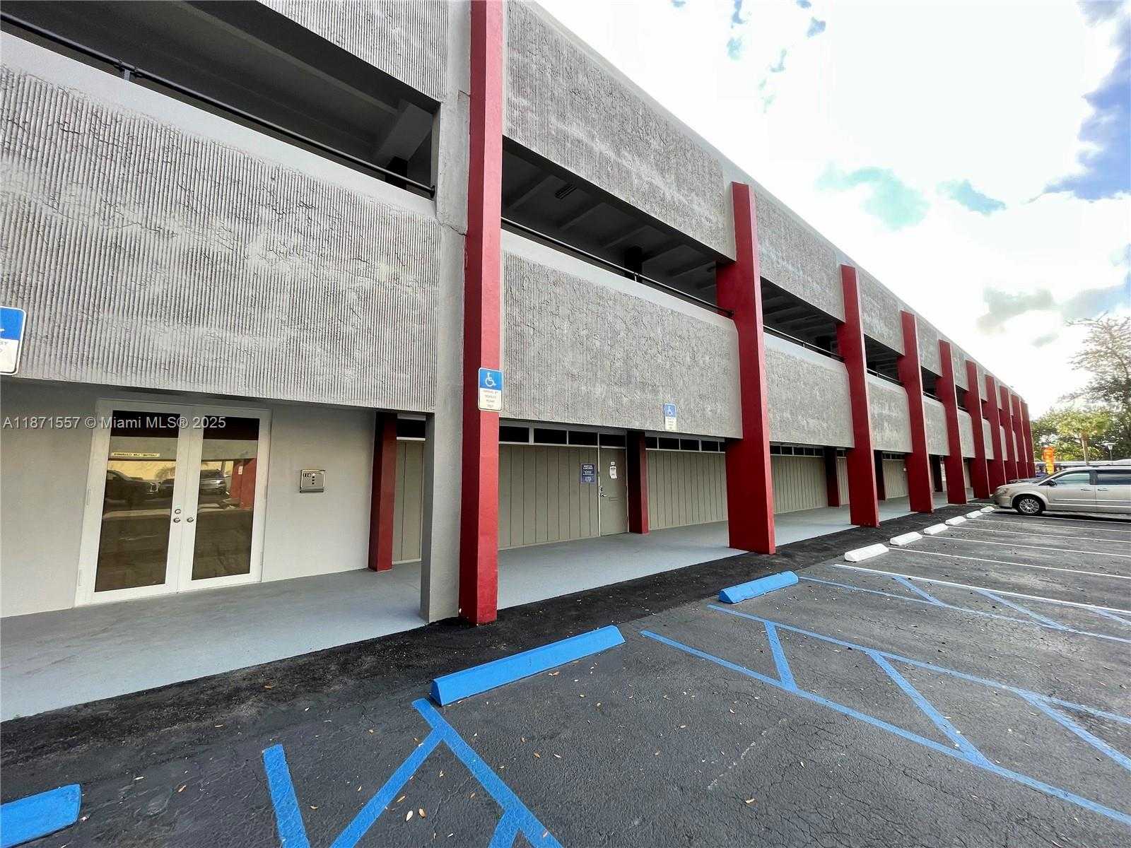 Small Image of 5975 Sunrise Blvd, Sunrise, FL 33313, USA Number 5