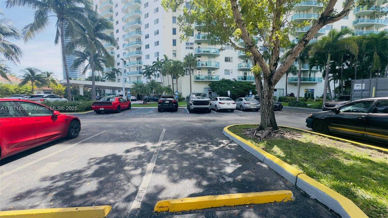 Small Image of 19370 COLLINS AVE #CU-7, Sunny Isles Beach Number 16