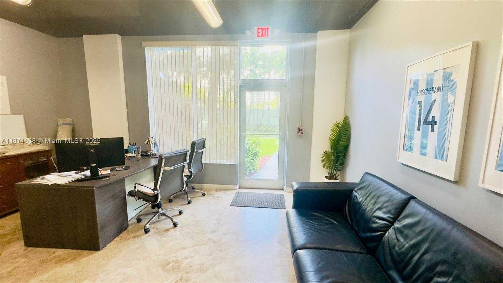 Small Image of 19370 COLLINS AVE #CU-7, Sunny Isles Beach Number 3