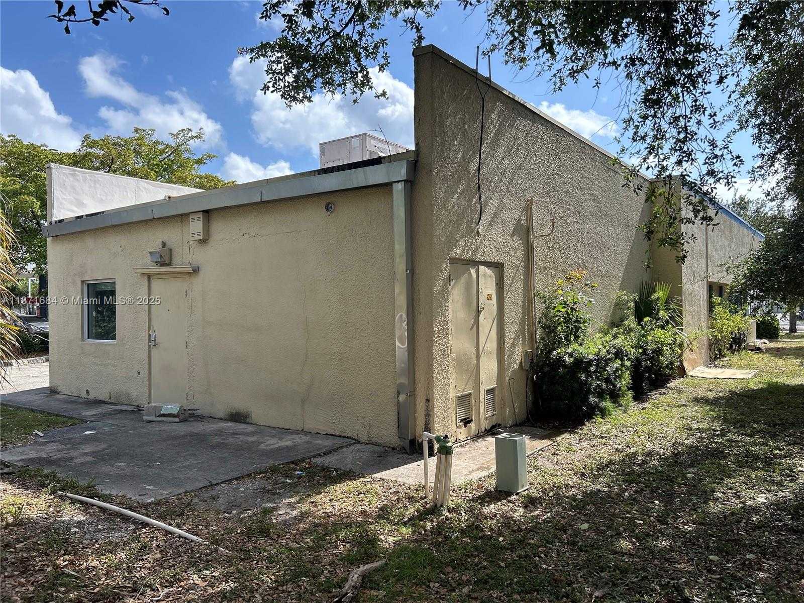 Small Image of 505 NORTH FEDERAL HWY, Pompano Beach Number 4