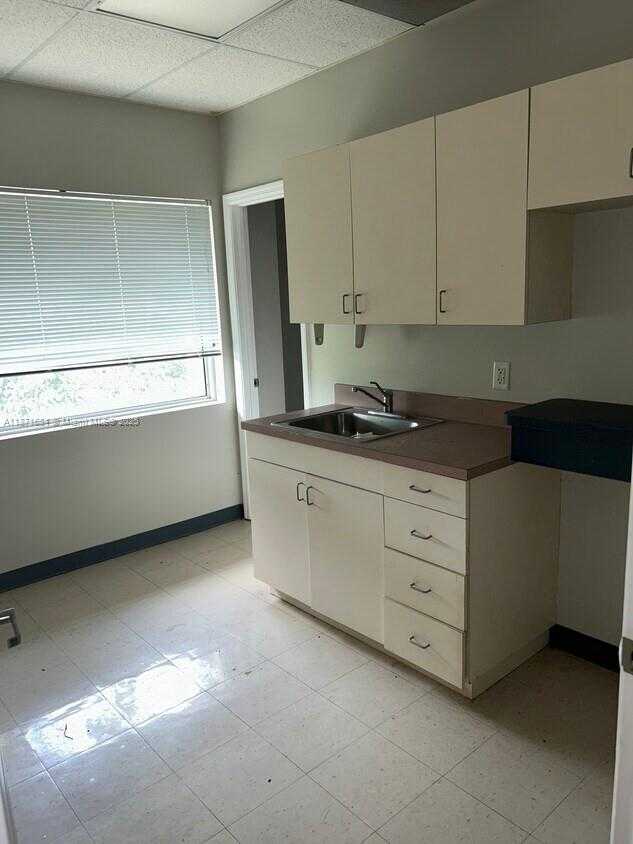 Small Image of 505 NORTH FEDERAL HWY, Pompano Beach Number 8