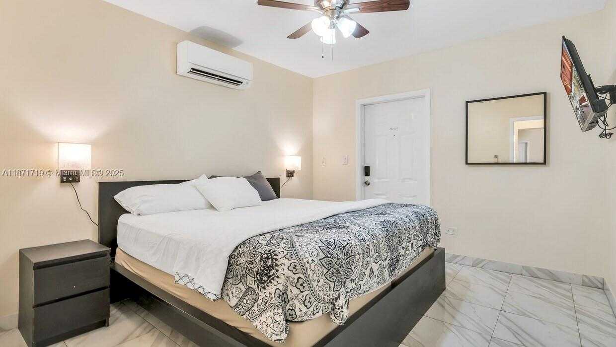 Small Image of 3405 NORTH OCEAN DR, Hollywood Number 15