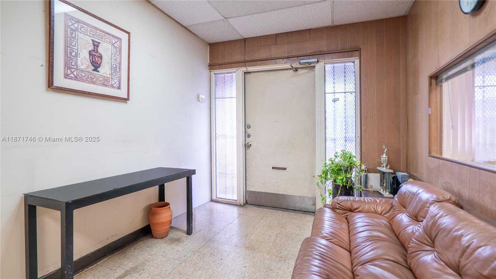 Small Image of 7250 NORTH EAST 4TH AVE, Miami Number 2