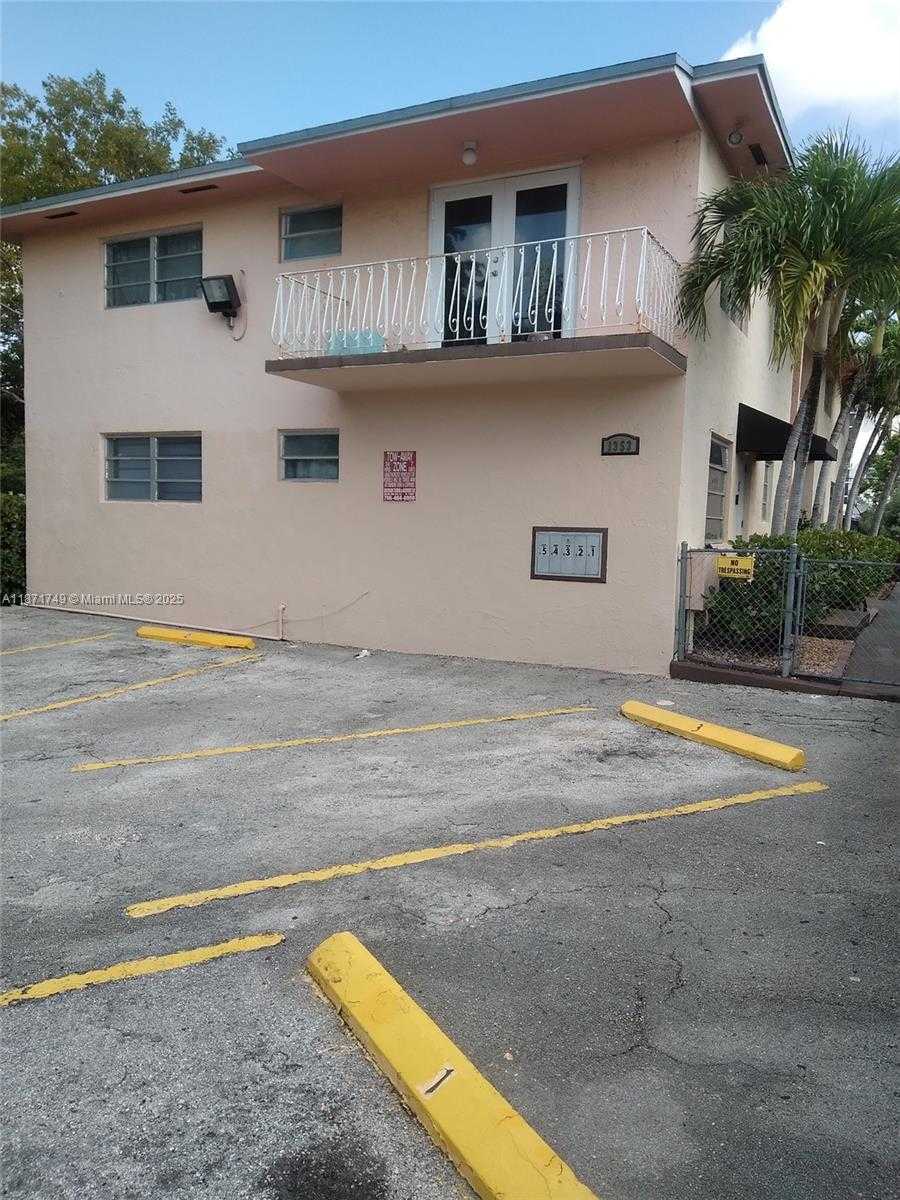 Small Image of 1353 NORTH WEST 5 ST, Miami Number 3
