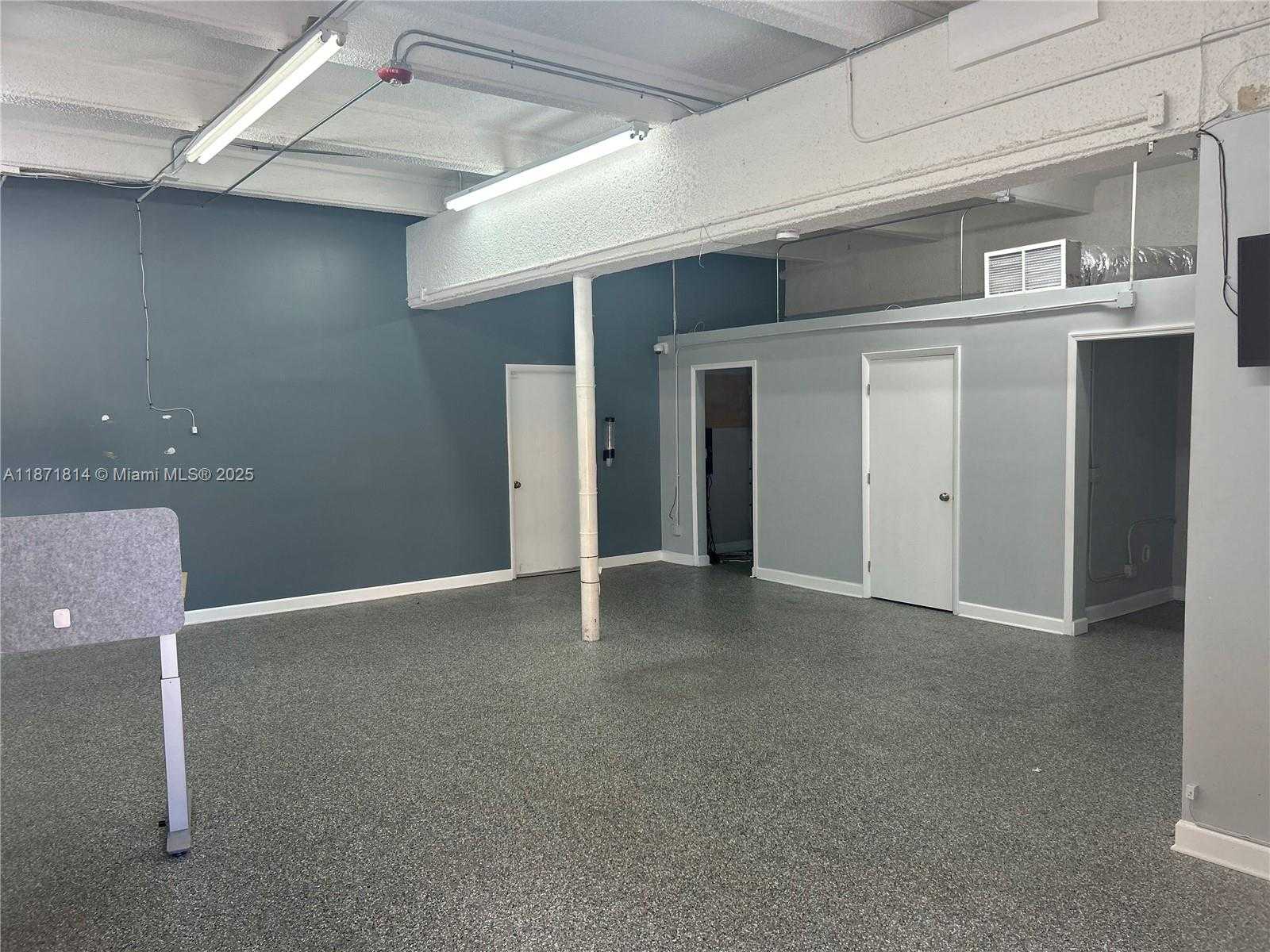 Small Image of 2000 NORTH DIXIE HWY, Hollywood Number 3