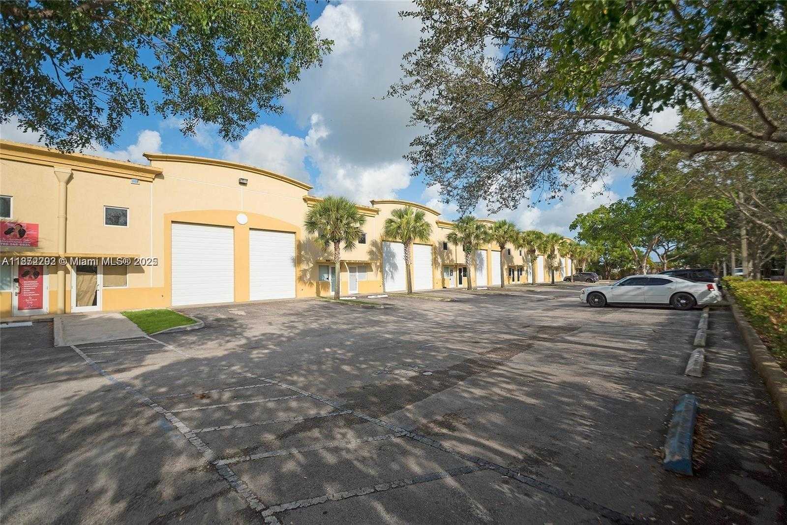 Small Image of 201 SOUTH WEST 2ND AVE #104, Florida City Number 16