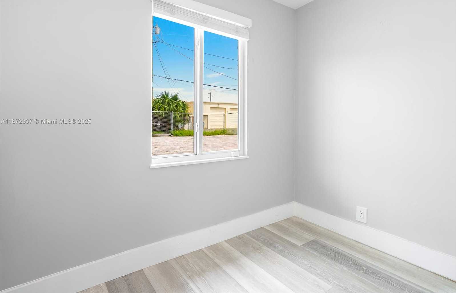 Small Image of 215 SOUTH WEST 17TH ST, Fort Lauderdale Number 10