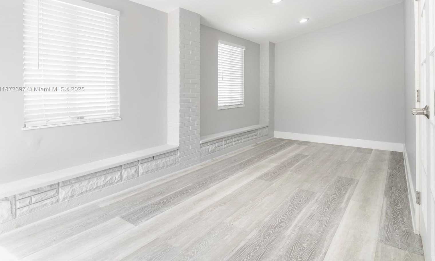 Small Image of 215 SOUTH WEST 17TH ST, Fort Lauderdale Number 9