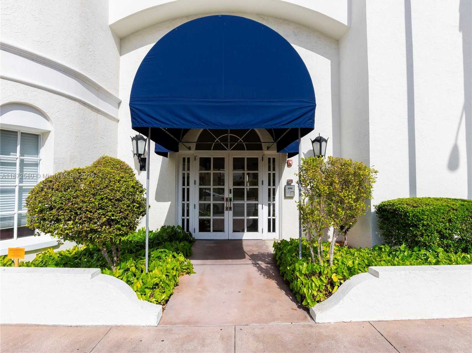 Small Image of 2701 PONCE DE LEON BLVD, Coral Gables Number 10