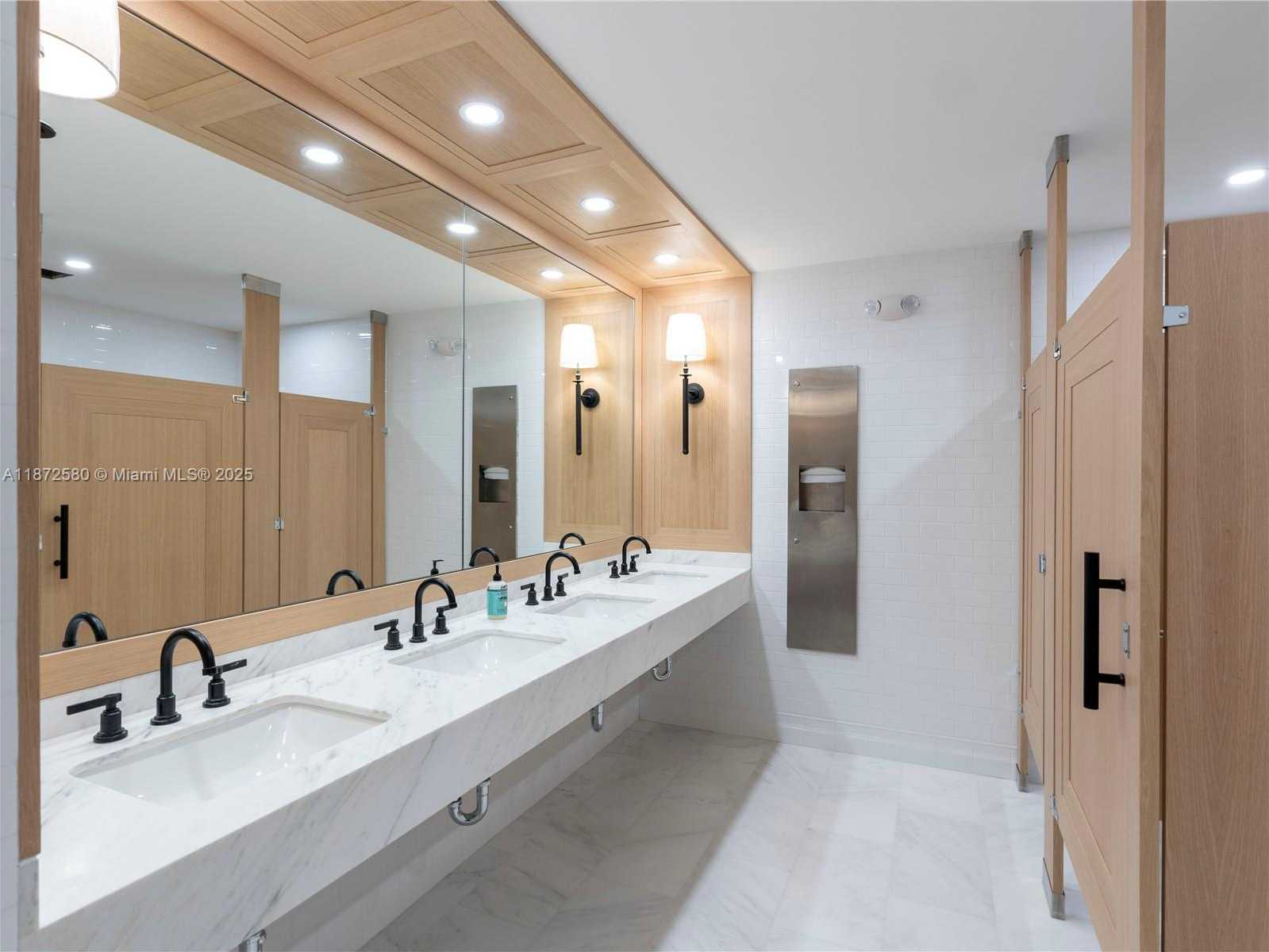 Small Image of 2701 PONCE DE LEON BLVD, Coral Gables Number 29