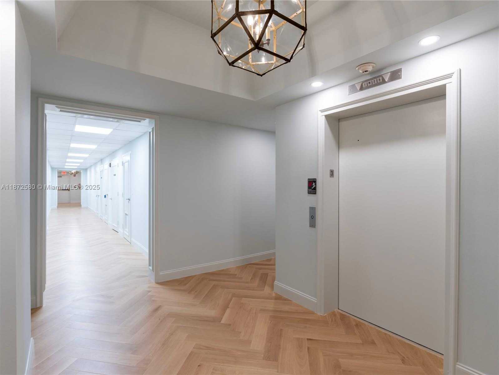 Small Image of 2701 PONCE DE LEON BLVD, Coral Gables Number 33