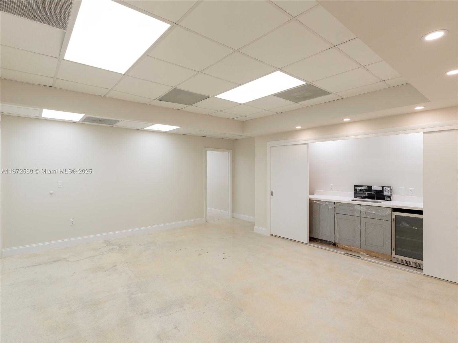 Small Image of 2701 PONCE DE LEON BLVD, Coral Gables Number 39