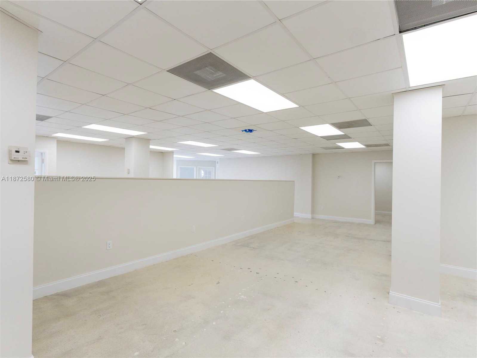 Small Image of 2701 PONCE DE LEON BLVD, Coral Gables Number 44