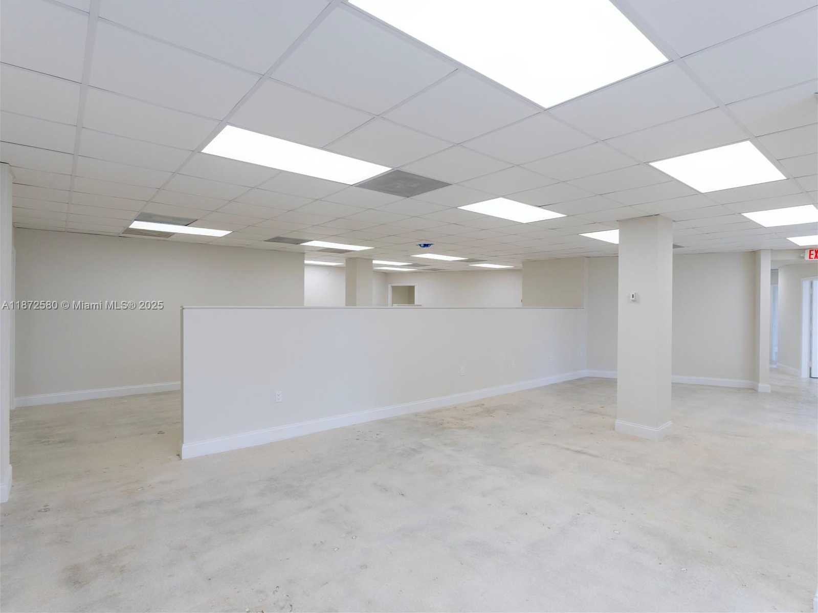 Small Image of 2701 PONCE DE LEON BLVD, Coral Gables Number 51